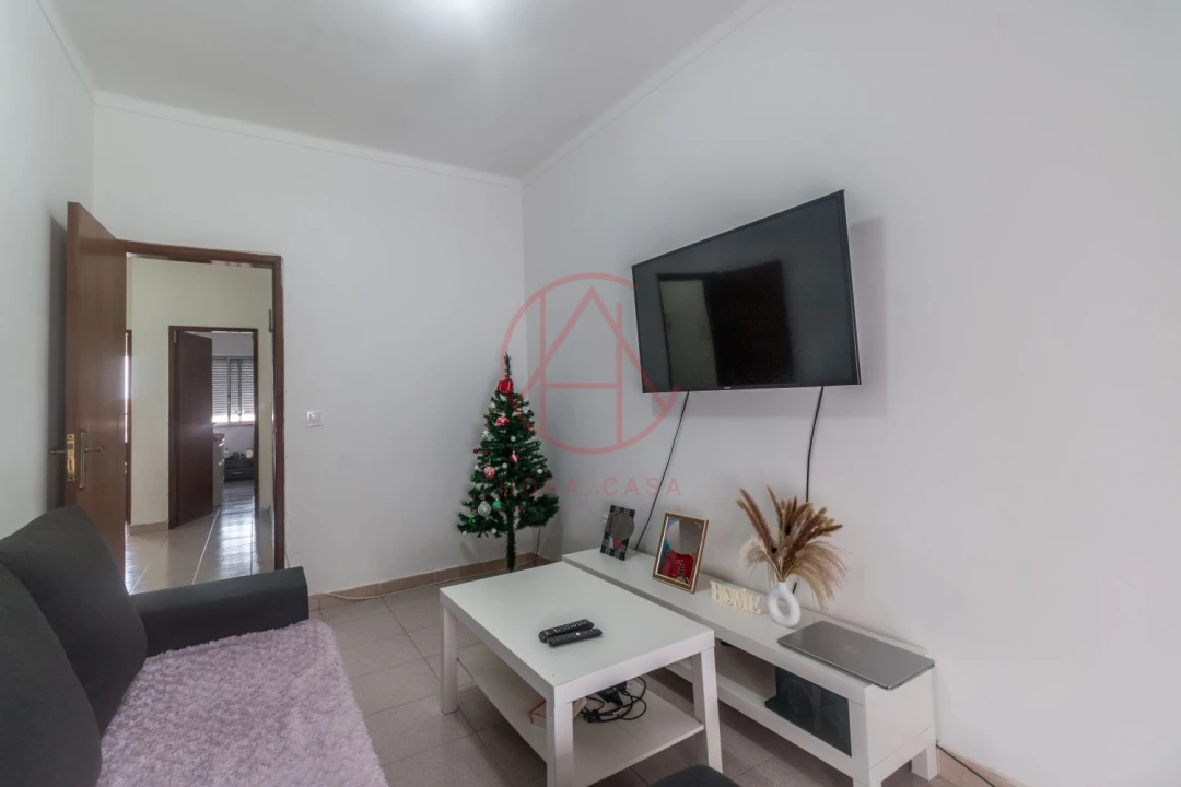 Apartamento T2 para Venda em Baixa da Banheira e Vale da Amoreira Foto 4