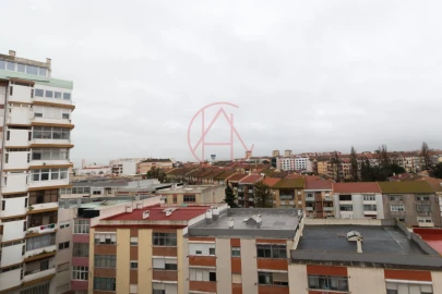 Apartamento T3 para Venda em Alto do Seixalinho, Santo André e Verderena