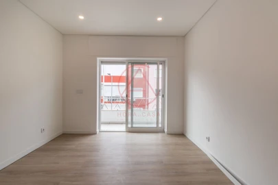 Apartamento T4 para Venda em Almada, Cova da Piedade, Pragal e Cacilhas