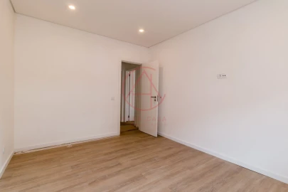 Apartamento T4 para Venda em Almada, Cova da Piedade, Pragal e Cacilhas
