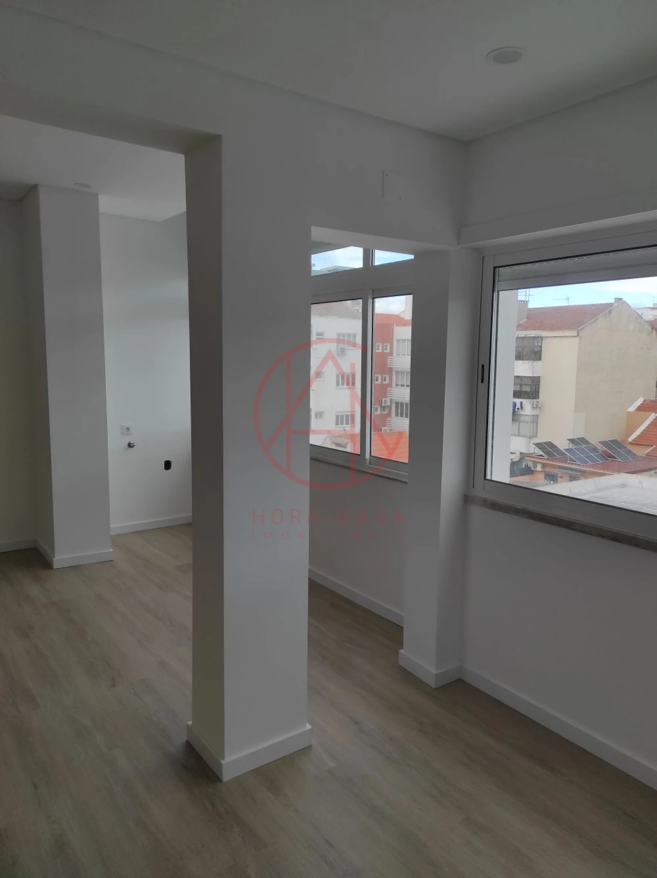Apartamento T4 para Venda em Almada, Cova da Piedade, Pragal e Cacilhas Foto 14