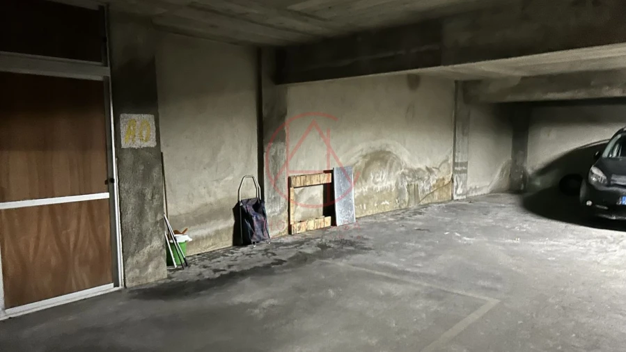 Garagem para Venda em Barreiro e Lavradio Foto 4