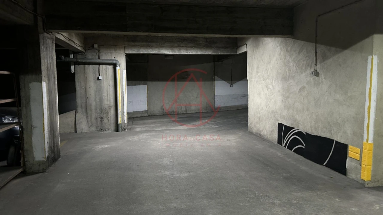 Garagem para Venda em Barreiro e Lavradio Foto 5