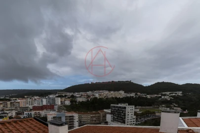 Apartamento T6 para Venda em Sesimbra (Santiago)