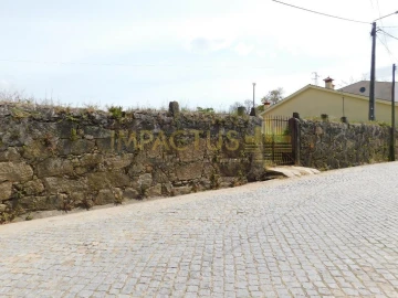 Terreno para Venda em Vila Nova da Telha