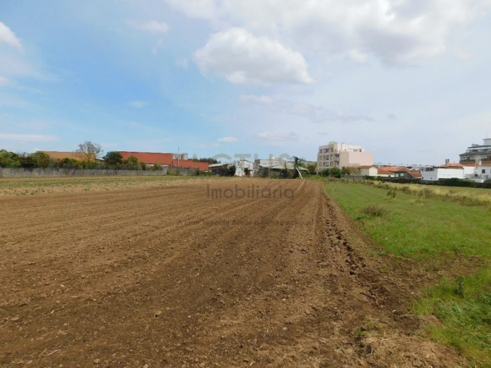 Terreno para Venda em Vila Nova da Telha Foto 1