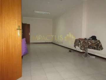 Moradia T2 para Venda em Castêlo da Maia