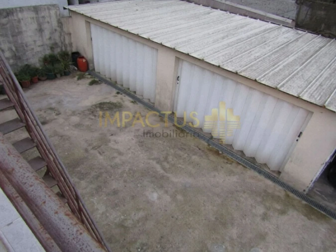 Moradia T2 para Venda em Castêlo da Maia Foto 7