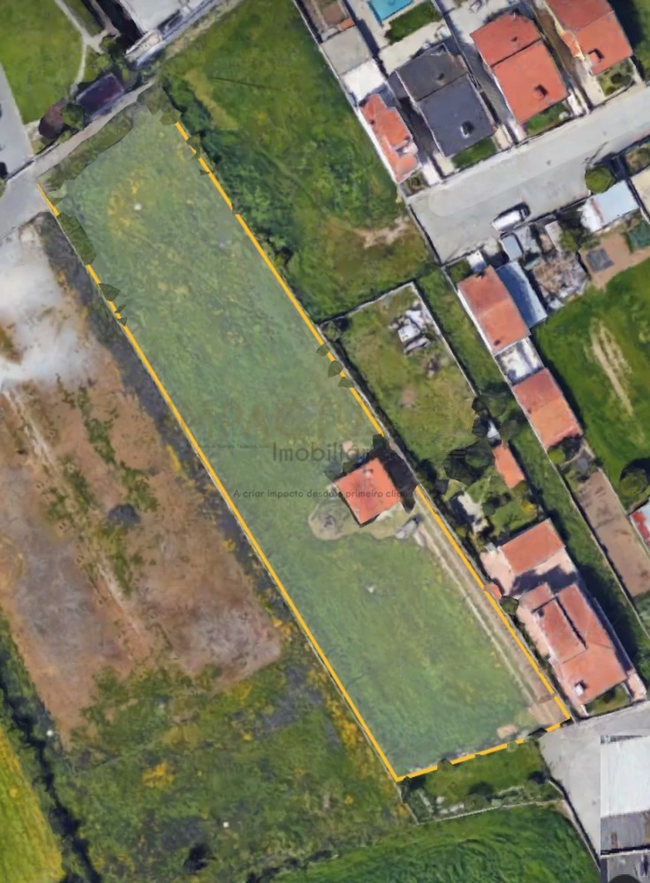Terreno para Venda em Castêlo da Maia Foto 1