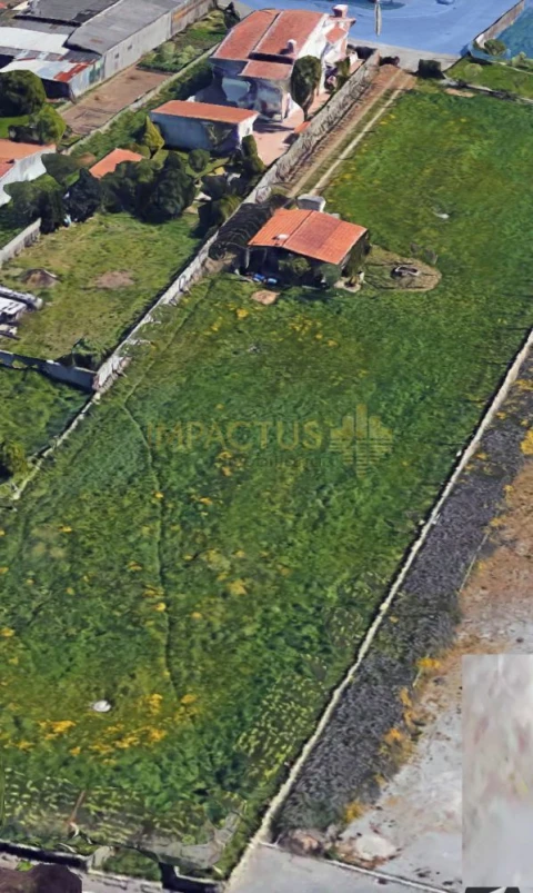 Terreno para Venda em Castêlo da Maia