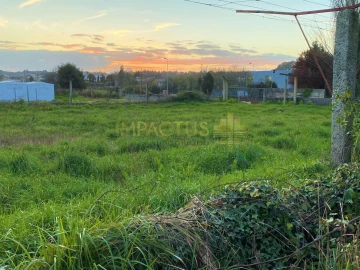 Terreno para Venda em Castêlo da Maia