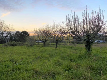 Terreno para Venda em Castêlo da Maia