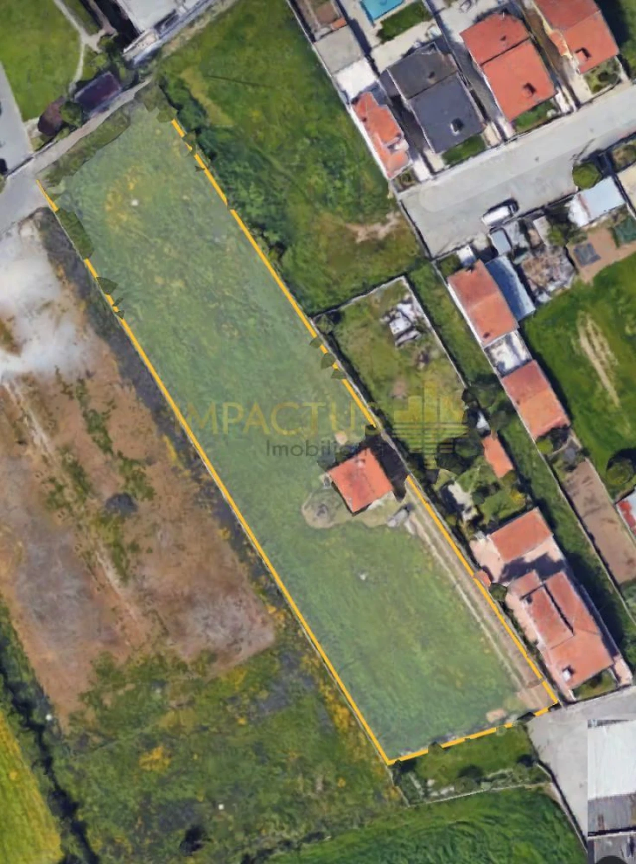 Terreno para Venda em Castêlo da Maia Foto 2