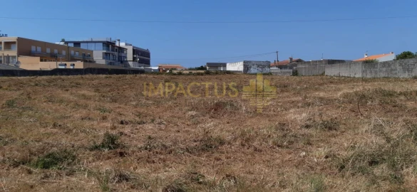Terreno para Venda em Póvoa de Varzim, Beiriz e Argivai