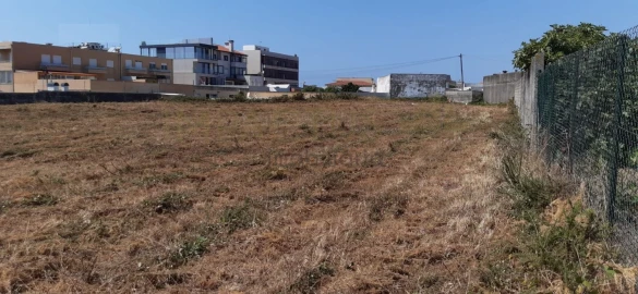 Terreno para Venda em Póvoa de Varzim, Beiriz e Argivai