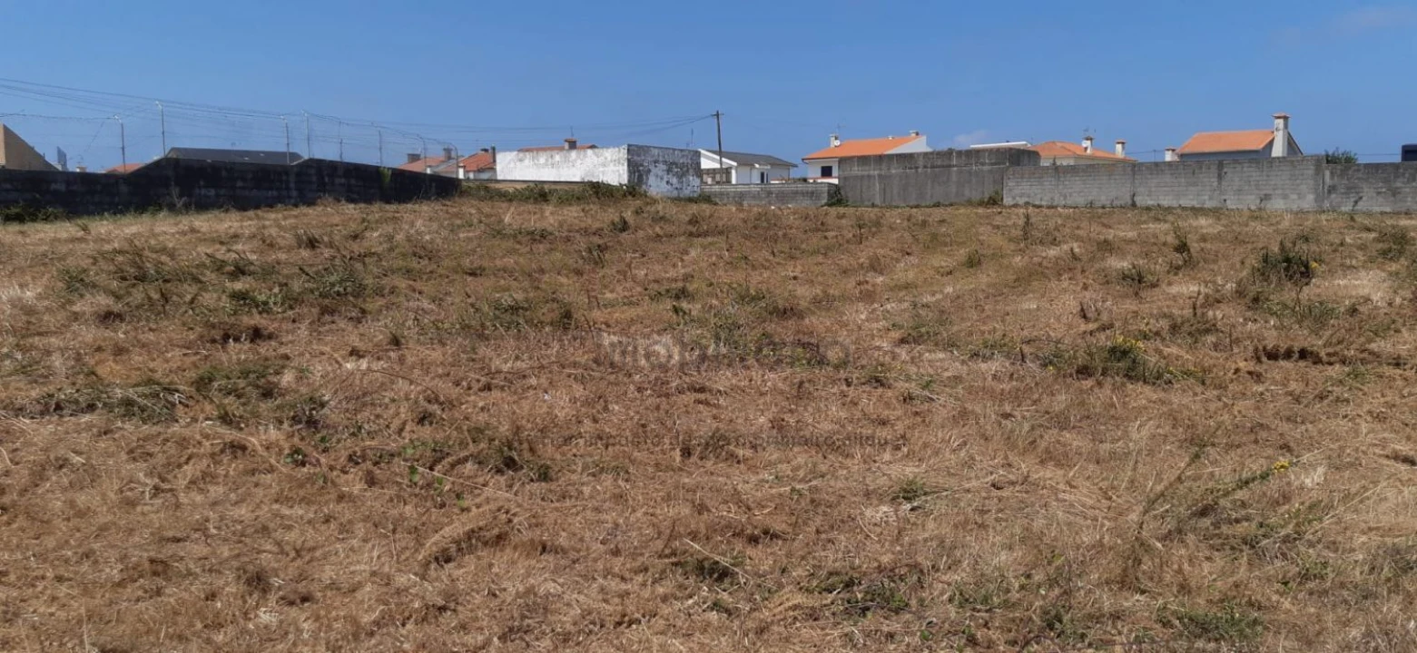 Terreno para Venda em Póvoa de Varzim, Beiriz e Argivai Foto 2