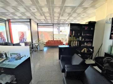 Loja para Arrendamento em Coronado (São Romão e São Mamede)