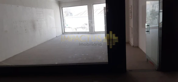 Loja para Venda em Póvoa de Varzim, Beiriz e Argivai