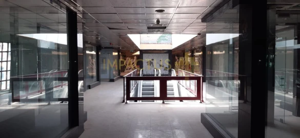 Loja para Venda em Póvoa de Varzim, Beiriz e Argivai