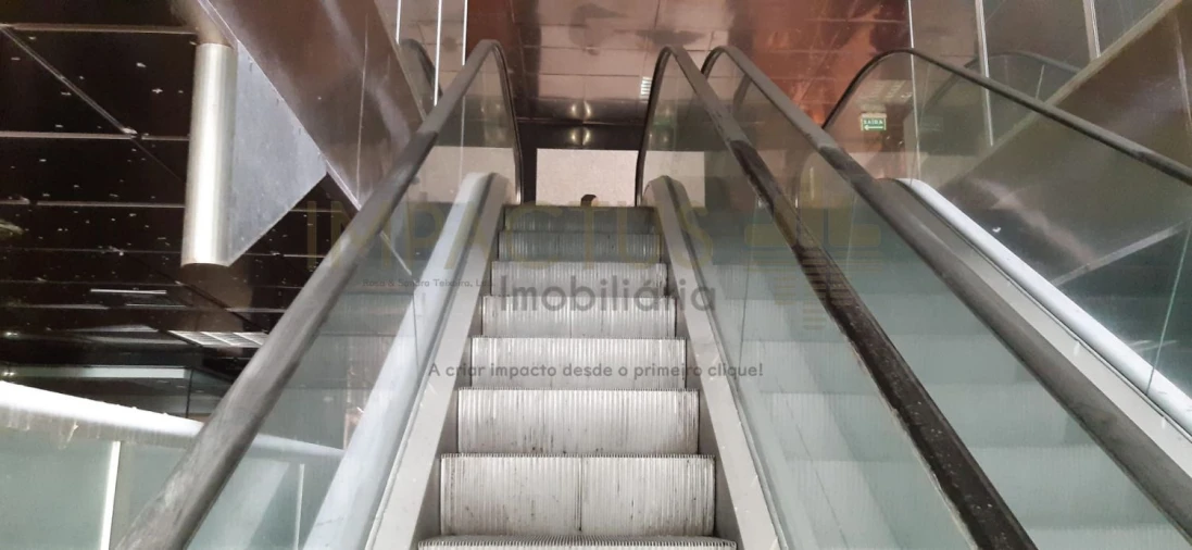 Loja para Venda em Póvoa de Varzim, Beiriz e Argivai Foto 17