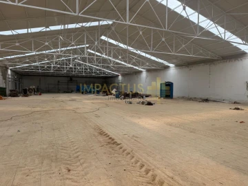 Loja para Venda em Bougado (São Martinho e Santiago)