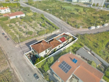 Moradia T10 para Venda em Castêlo da Maia