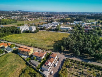 Moradia T10 para Venda em Castêlo da Maia