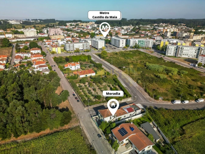 Moradia T10 para Venda em Castêlo da Maia Foto 14