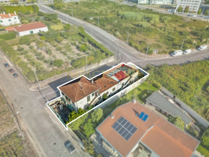 Moradia T10 para Venda em Castêlo da Maia Foto 5