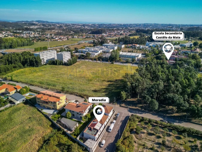 Moradia T10 para Venda em Castêlo da Maia Foto 20
