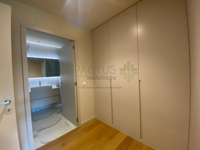 Apartamento T3 para Venda em Santa Marinha e São Pedro da Afurada Foto 4