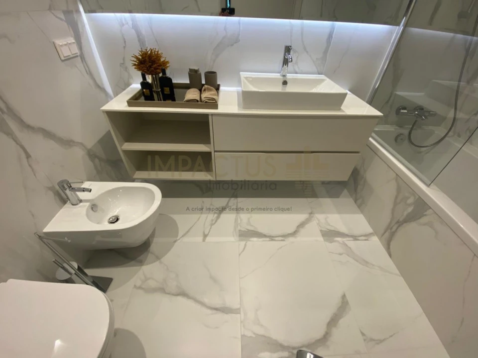 Apartamento T3 para Venda em Santa Marinha e São Pedro da Afurada Foto 27