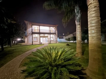 Moradia T6 para Venda em Macieira de Rates