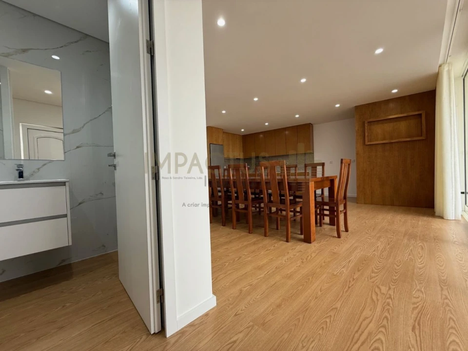Moradia T6 para Venda em Macieira de Rates Foto 22