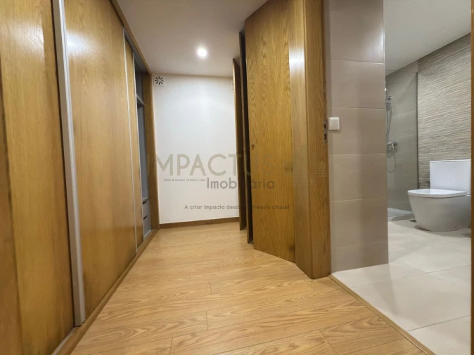 Moradia T6 para Venda em Macieira de Rates Foto 48