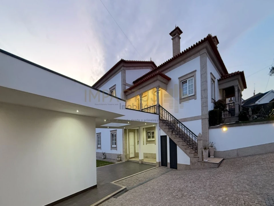 Moradia T6 para Venda em Macieira de Rates Foto 3