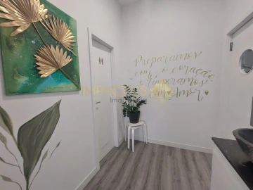 Loja para Trespasse em Fânzeres e São Pedro da Cova