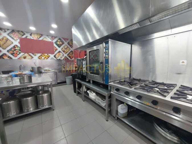 Loja para Trespasse em Fânzeres e São Pedro da Cova Foto 10