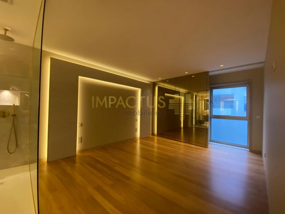 Apartamento T4 para Venda em Vila do Conde Foto 12