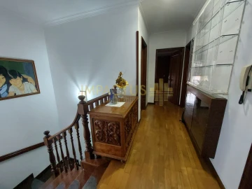 Moradia T4 para Venda em Cidade da Maia