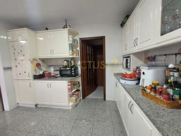 Moradia T4 para Venda em Cidade da Maia