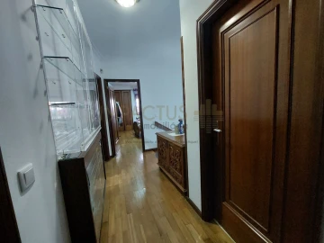 Moradia T4 para Venda em Cidade da Maia