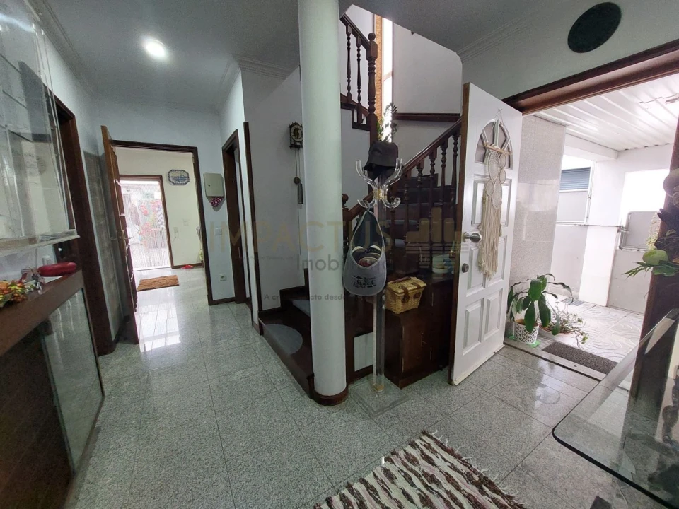 Moradia T4 para Venda em Cidade da Maia Foto 14