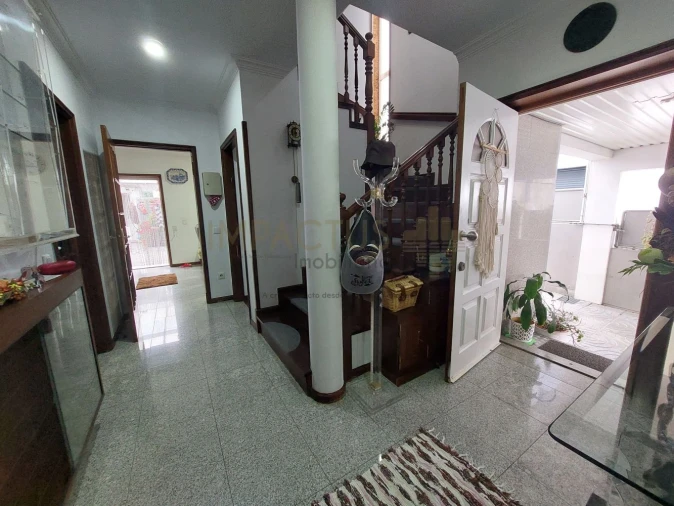 Moradia T4 para Venda em Cidade da Maia Foto 14