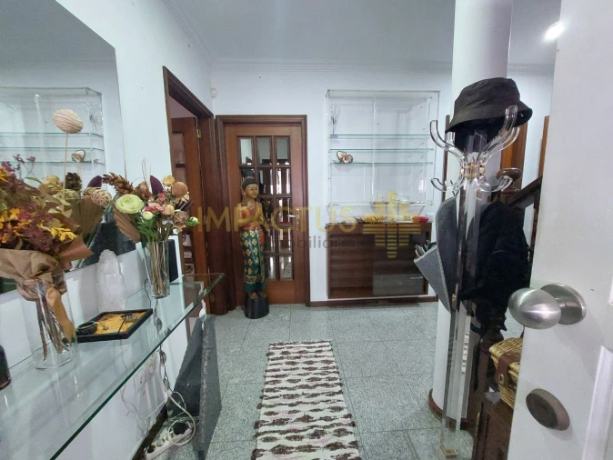 Moradia T4 para Venda em Cidade da Maia Foto 13