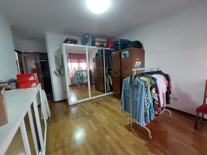 Moradia T4 para Venda em Cidade da Maia Foto 29