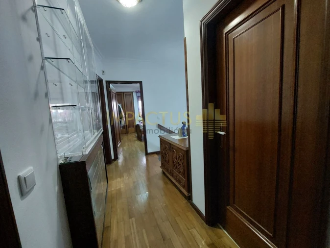 Moradia T4 para Venda em Cidade da Maia Foto 22