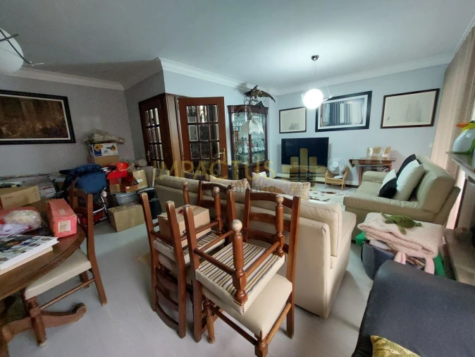 Moradia T4 para Venda em Cidade da Maia Foto 4