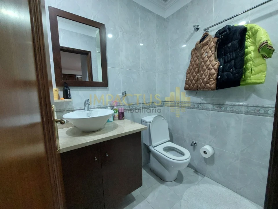 Moradia T4 para Venda em Cidade da Maia Foto 15