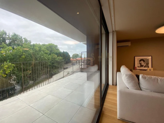 Apartamento T4 para Venda em Santa Marinha e São Pedro da Afurada Foto 7